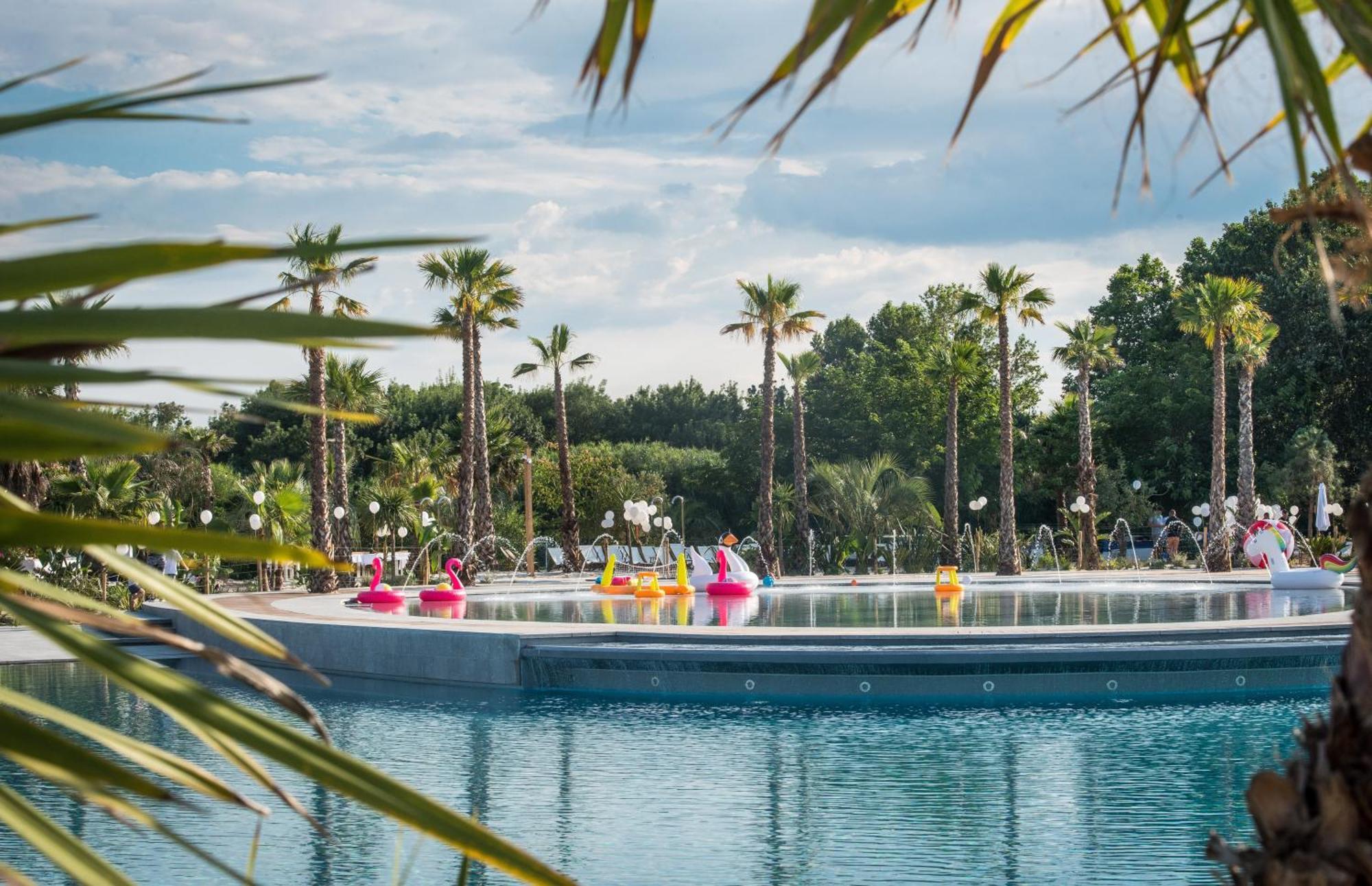 Mobil Homes Vacances Grimaud Kültér fotó